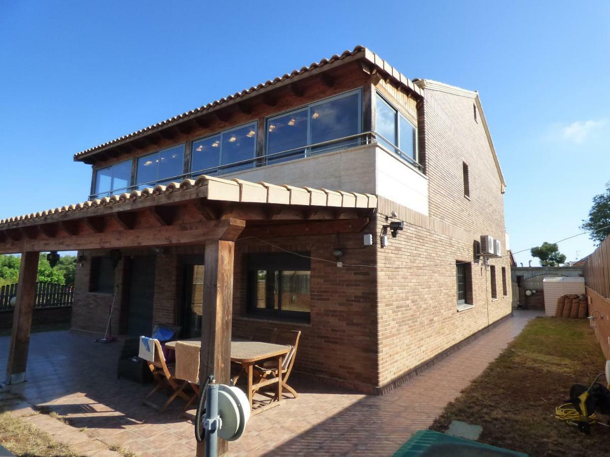Villa Chalet Moderno Con Piscina En Calafell Exterior foto
